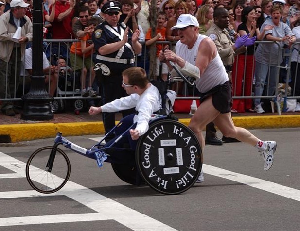 Rick Hoyt and Dick Hoyt approach Hereford Street